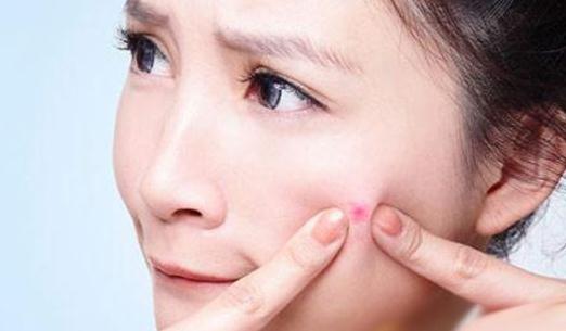 秋燥上火“爆痘”，虛實(shí)要分清