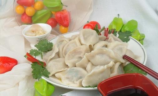 關(guān)于餃子的來歷與習俗