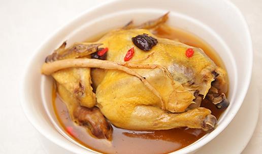 鹿茸人參燉雞胸對(duì)付四肢冰涼