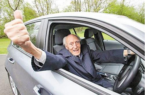 老年人開車要注意什么？