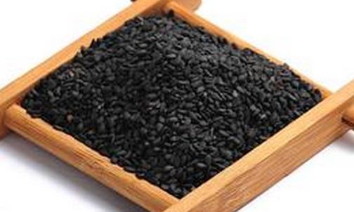 頭發干枯需要吃哪些食物？