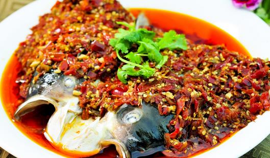 魚頭有什么營(yíng)養(yǎng)功效？魚頭哪里不能吃？