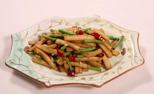 生吃茄子能減肥嗎？食用茄子的注意事項(xiàng)
