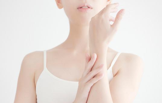 護手霜能擦臉嗎？護手霜過期了咋辦？