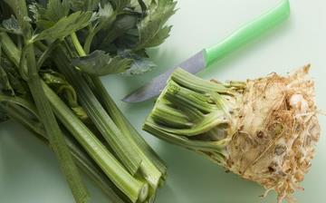 【根芹】根芹的功效與作用營(yíng)養(yǎng)價(jià)值_根芹怎么做好吃_根芹的做法大全