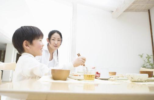 飯前如何科學(xué)保健？