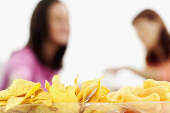 女學生保健禁忌 忌不吃早飯、吃零食和穿緊身內(nèi)衣