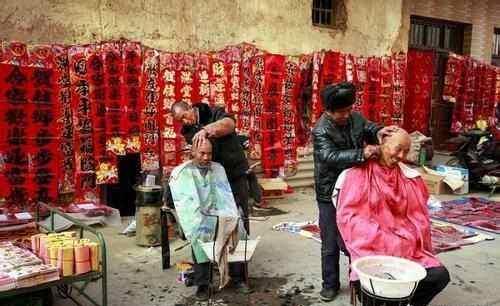 “正月不理發(fā)，臘月不搬家” 農(nóng)村過(guò)年習(xí)俗知多少