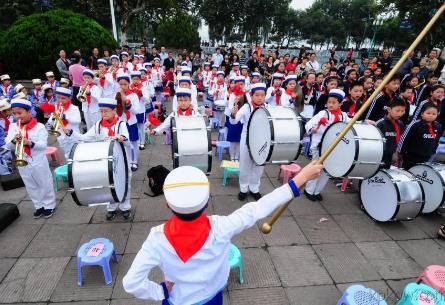 10月13日是什么節日？中國少年先鋒隊建隊日什么時候