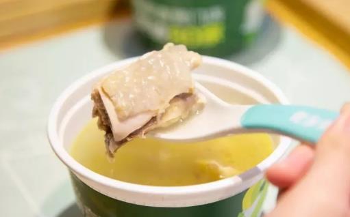 煮雞湯的小竅門(mén) 煮出香濃美味又有營(yíng)養(yǎng)的雞湯