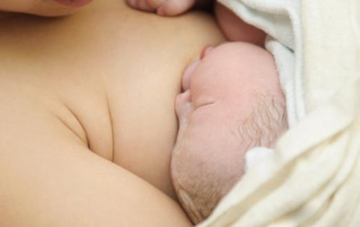正確開奶是母乳喂養的關鍵 和開奶痛說拜拜的方法