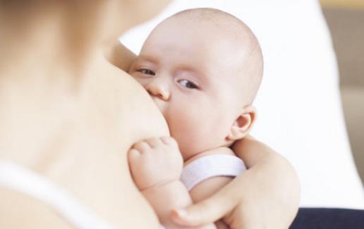正確開奶是母乳喂養的關鍵 和開奶痛說拜拜的方法