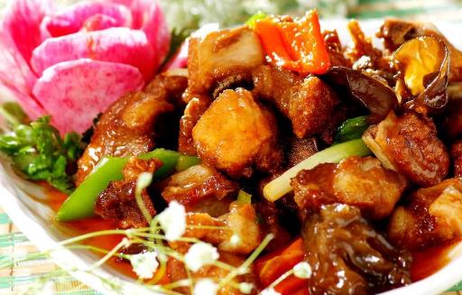 紅燒排骨是家庭中不可缺的菜 紅燒排骨的簡(jiǎn)單做法
