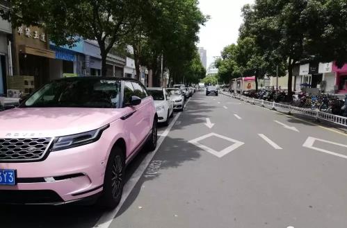 現實中十拿九穩的倒車方法，新手也能一把輕松倒車