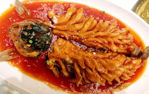 糖醋魚(yú)怎樣才能做出飯店味道？只需掌握這個(gè)技巧，簡(jiǎn)單好