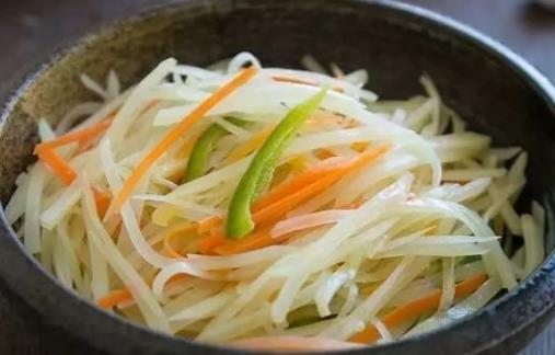 這12種切菜小技巧一定要收藏，掌握這些刀法，切什么菜都簡(jiǎn)