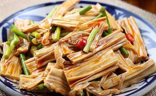 飯店里的涼拌菜為什么好吃？都是有秘訣的，非常簡單2分鐘