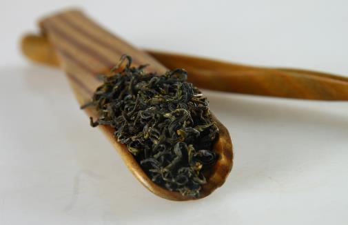 紅茶、綠茶到底喝哪種茶最養(yǎng)胃？天天喝茶水，你未必喝對