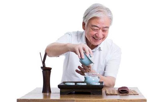 老年人喝茶的有一些注意事項(xiàng) 適合老人喝的茶