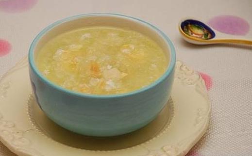 老人咳嗽反復(fù)出現(xiàn) 緩解老人咳嗽的10個(gè)食療方