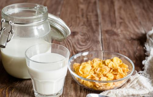 肚子很餓吃什么好？這6種食物不適合空腹吃