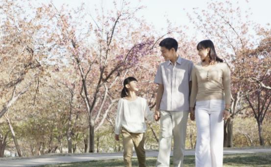日行萬步真能帶來健康益處嗎 三種走路姿勢(shì)更傷害膝關(guān)節(jié)