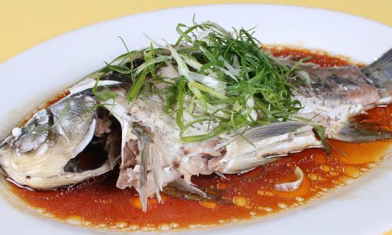 孕媽愛(ài)吃魚預(yù)防早產(chǎn)減少抑郁 這5種魚類可多吃