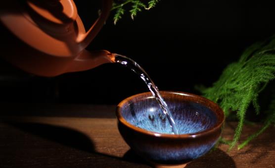 科學(xué)的喝茶提升保健意識 關(guān)于喝茶相關(guān)的禁忌