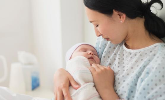 護(hù)理不當(dāng)會落下月子病 產(chǎn)褥期的注意事項